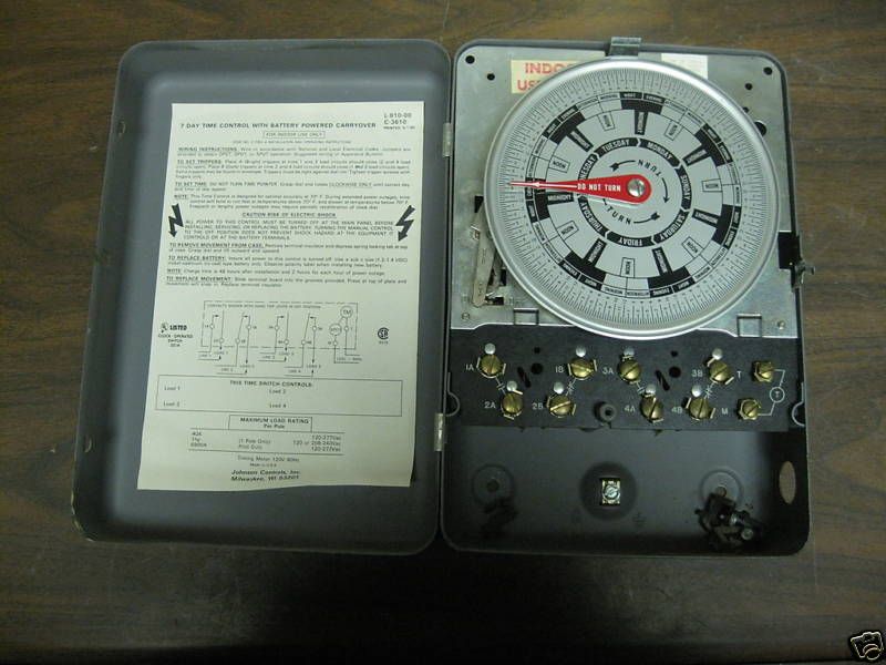 Johnson Controls 7 Day Time Control Model C 7351 4  